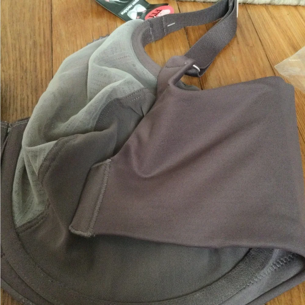 Brown Lillyette minimizer bra - Picture 6 of 12